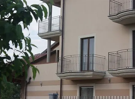Casale Ricci Nocleg ze śniadaniem 2*